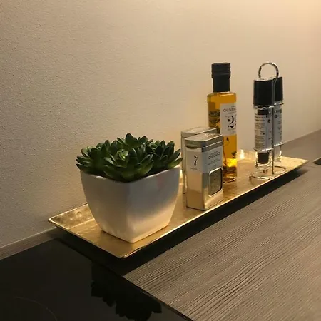 Forde Apartment *